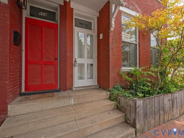 504 1/2 St James Street