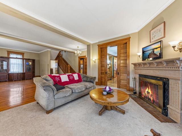 504 7th Street NW