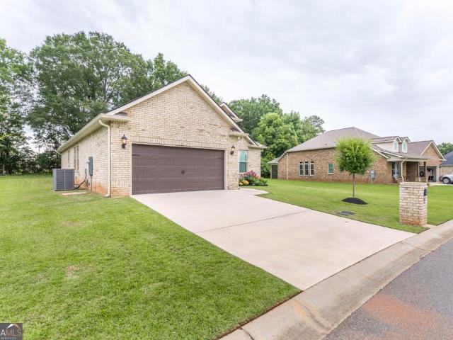504 Clifton Road