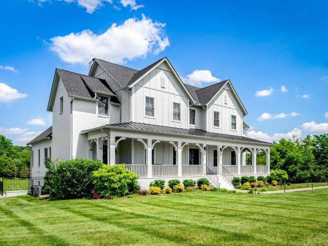 504 Doubleday Lane