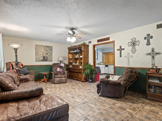 504 E 3rd