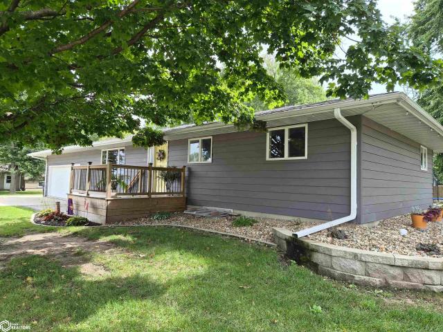 504 E Walnut Street