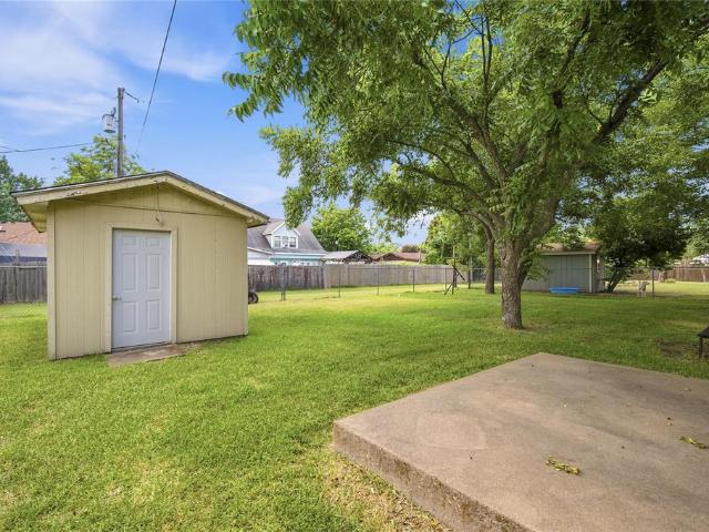 504 E Roosevelt Avenue