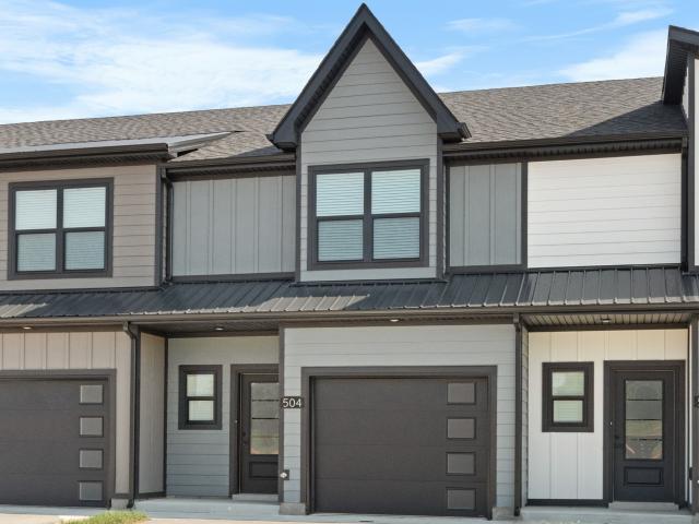 504 Jonathan Wade Circle