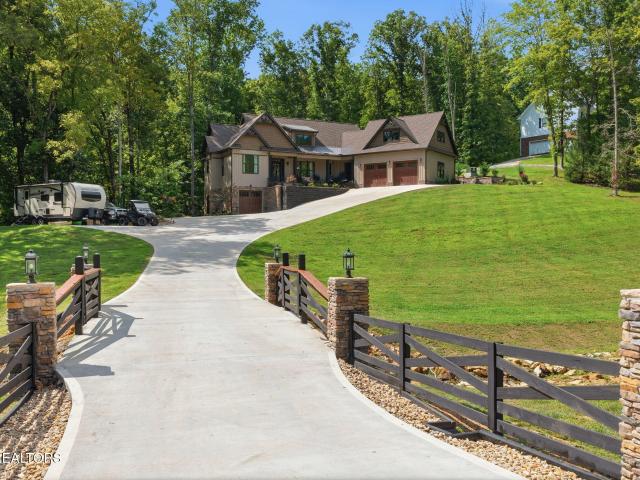 504 Pumpkin Hollow Rd