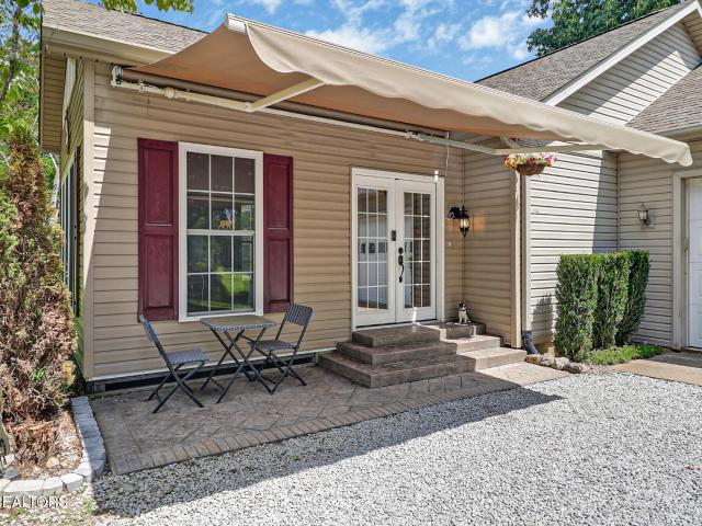 504 Ridge Top Drive