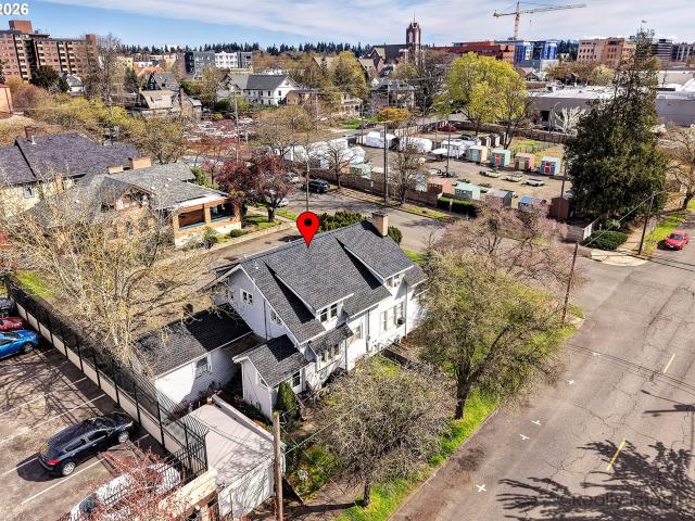 504 W Evergreen BLVD W