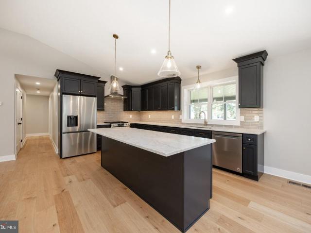 504 W Lafayette Street