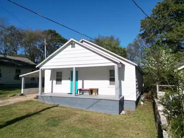504 VIRGINIA AVE, FLORENCE, AL 35630