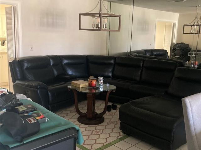 5054 N Forkner 7