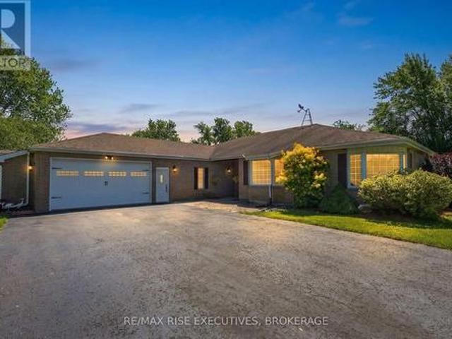 5054 Lower Round Lake Road, Frontenac South, ON, K0H 1H0 house for sale | Listing ID X13585 | Royal LePage