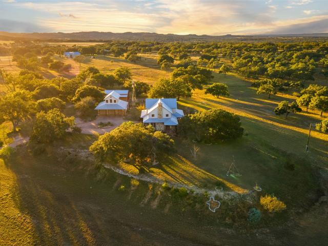 5059 Trainer Wuest Rd, Blanco, TX 78606 | MLS #104877