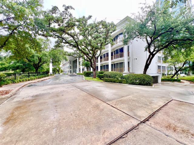 5050 Ambassador Way 210