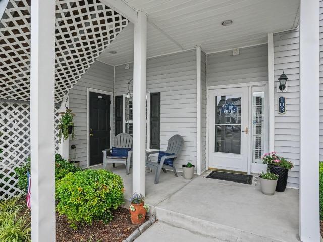 5050 Belleglen Ct. 102
