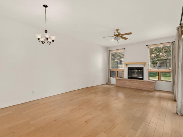 5050 Carriage House