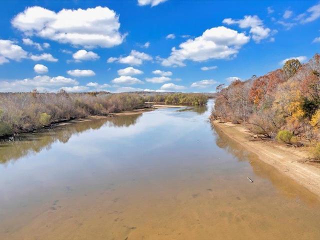 5050 Falkland Road