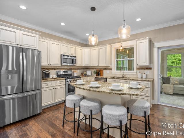 5050 Tiamo Lane