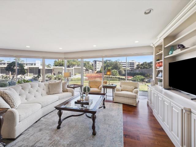 5050 Woodway Drive 2D