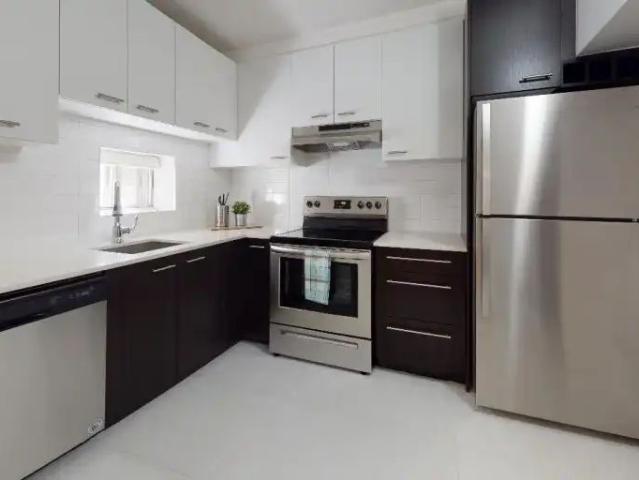 5051 Clanranald | 5051 Clanranald Avenue, Montreal · 2 ch