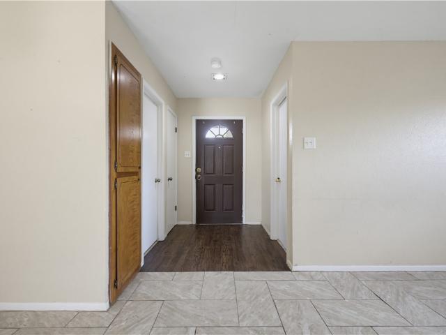 5053 Middlecoff Circle