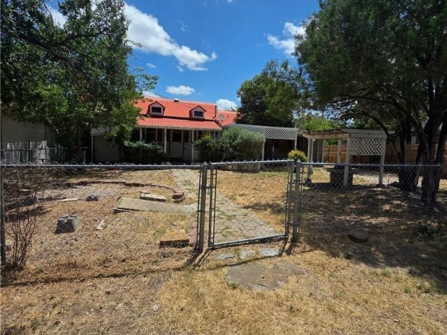 505 1/2 S Main Street