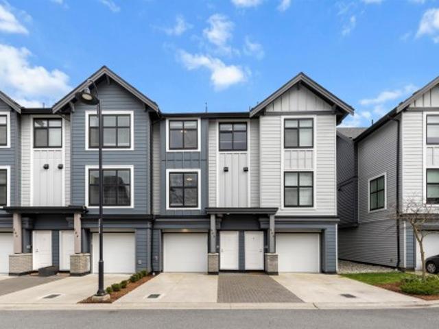 505 2 Mckenzie Road, Abbotsford, BC, V2S 0M9 townhouse for sale | Listing ID R3102 | Royal LePage