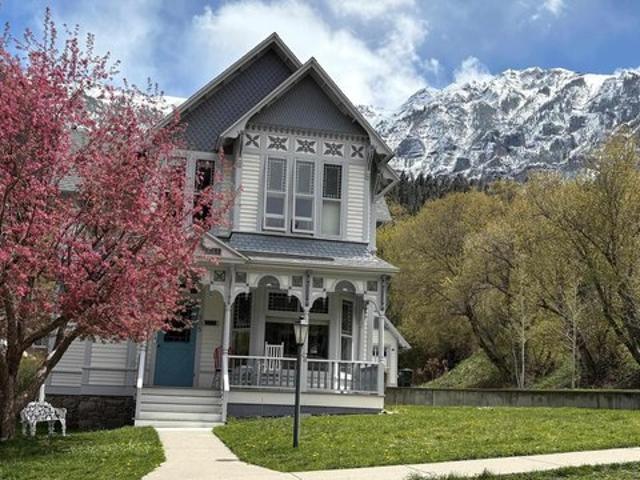 505 4th St, Ouray, CO 81427