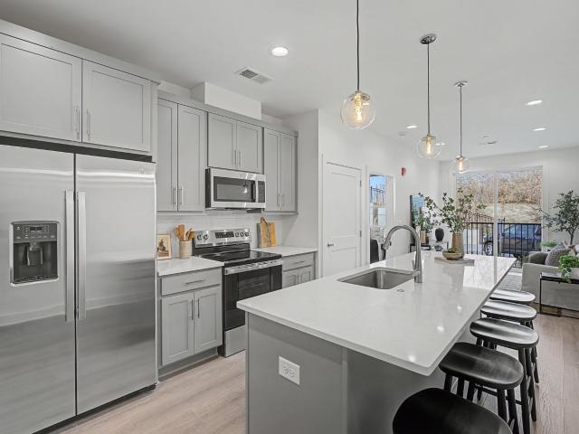 505 Community Ct # 303
