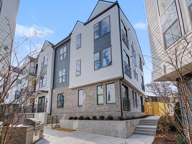 505 Community Ct # 302