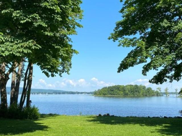 505 Ch. Monk, Montréal L'Île Bizard/Sainte Geneviève, QC, H9E 1B1 house for sale | Listing ID 15537 | Royal LePage