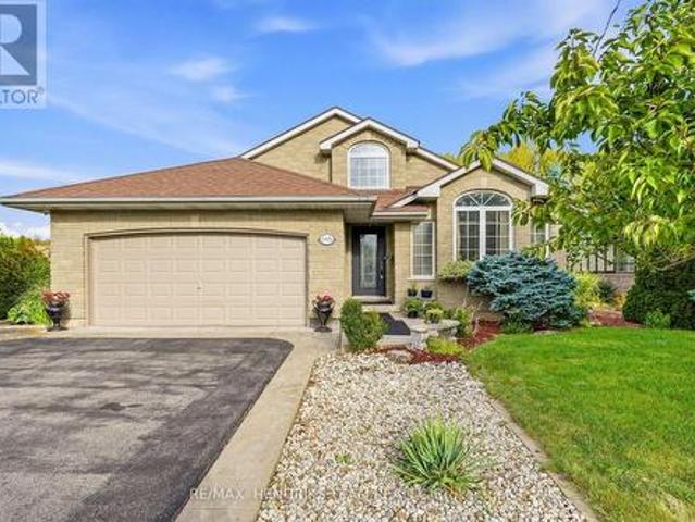 505 Albany Street, Fort Erie Lakeshore, ON, L2A 6L6 house for sale | Listing ID X13832 | Royal LePage