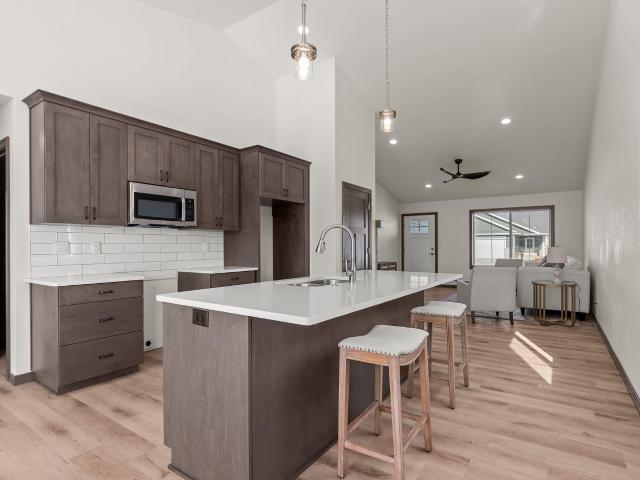 505 founders way