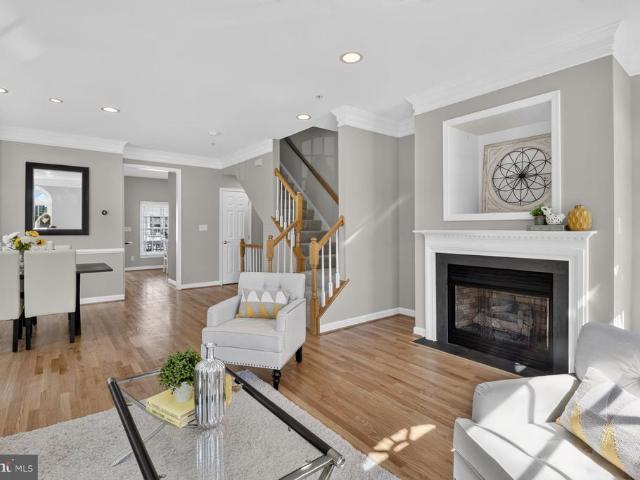 505 Jacala Terrace