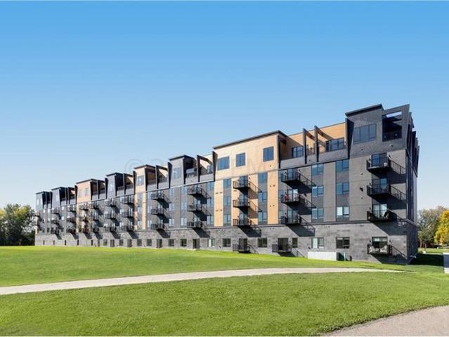 505 Oak St N Apt 514, Fargo, ND 58102
