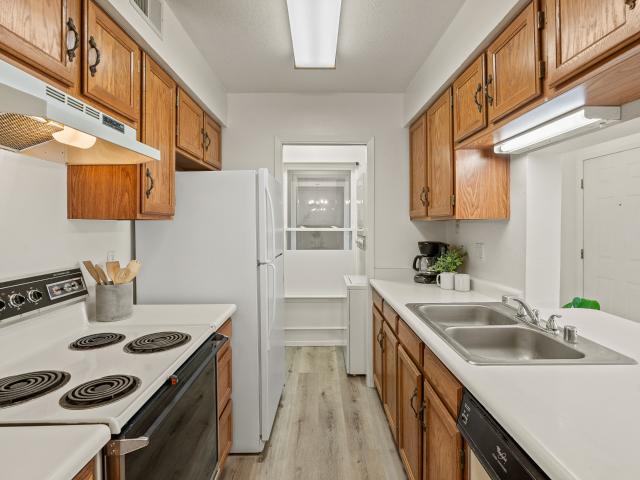 505 Oppenheimer Drive 504