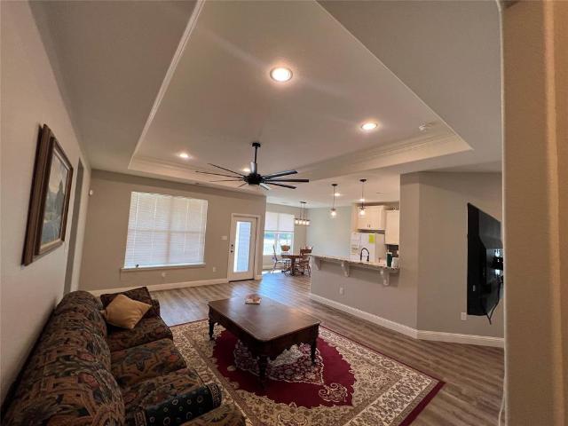 505 S Sky Court
