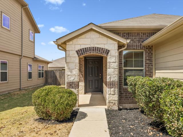 505 Pinnacle Dr