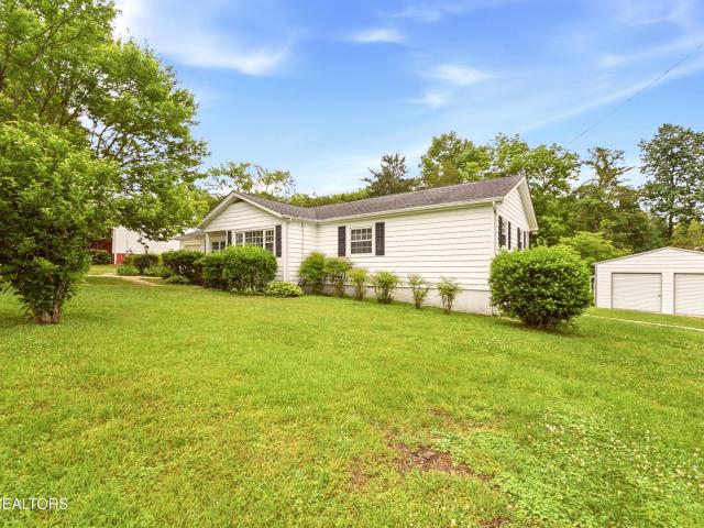 505 Ridgeview Drive