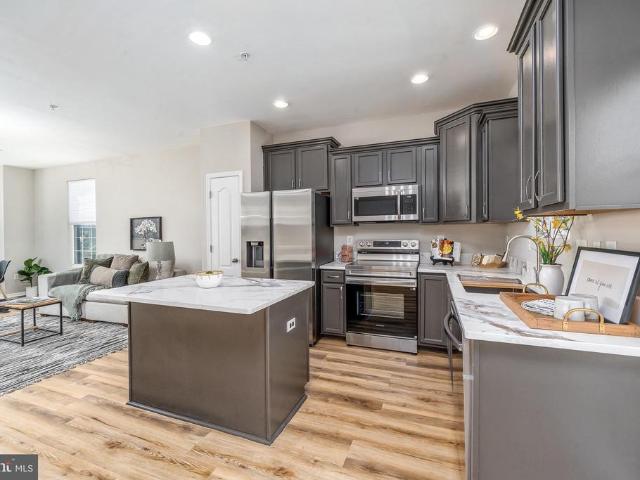 5060 Oyster Reef Place