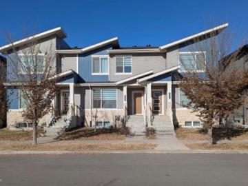 Edmonton, Alberta - Garden, Parking, Cellar