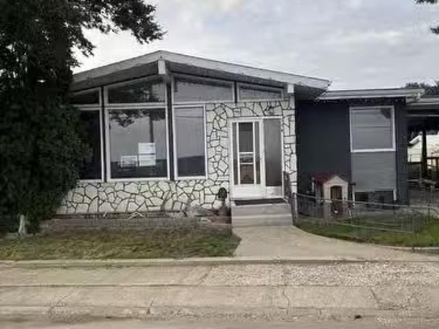 506 1St Avenue W, Leader, SK, S0N 1H0 house for sale Listin.