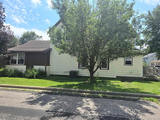 506 Juneau Avenue