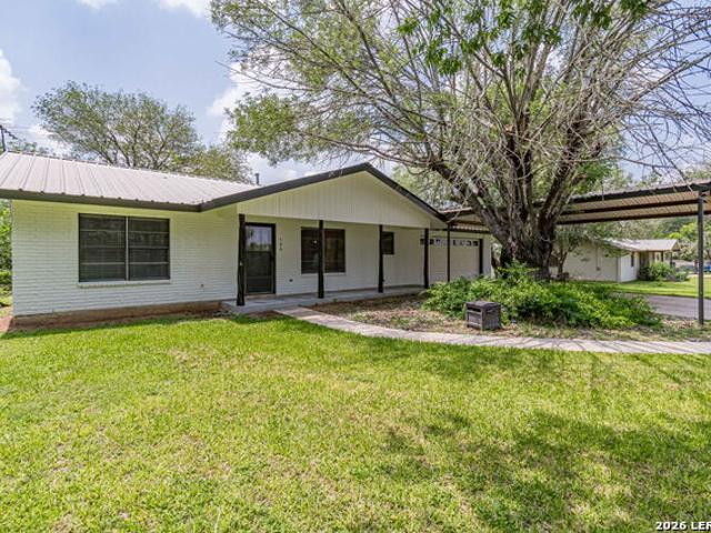 506 Magnolia