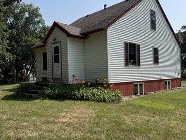 5075 County Road 4 NE, Atwater, MN 56209