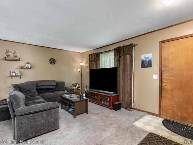 5077 Pinckney Road