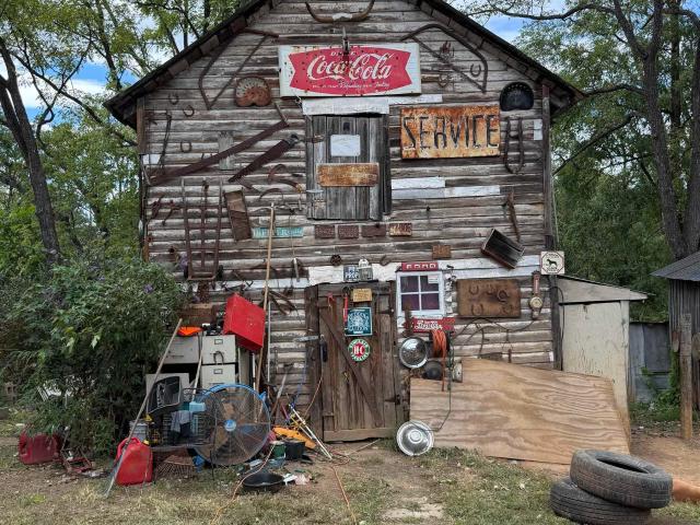 5072 green creek rd
