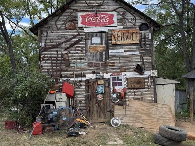 5072 Green Creek Rd
