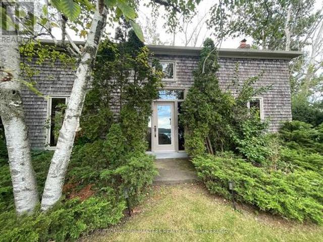 507 Bayshore Road, Greater Napanee, ON, K0H 1G0 house for sale | Listing ID X13800 | Royal LePage