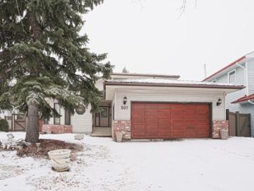 Bulyea Heights, Edmonton, Alberta - Garden
