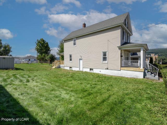 507 E Lackawanna Avenue